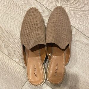 Indigo Women's Perforated Brown Mules